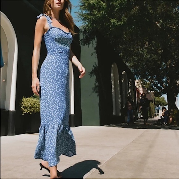 Reformation Nikita Dress in Marie Flora Print - Picture 8 of 10